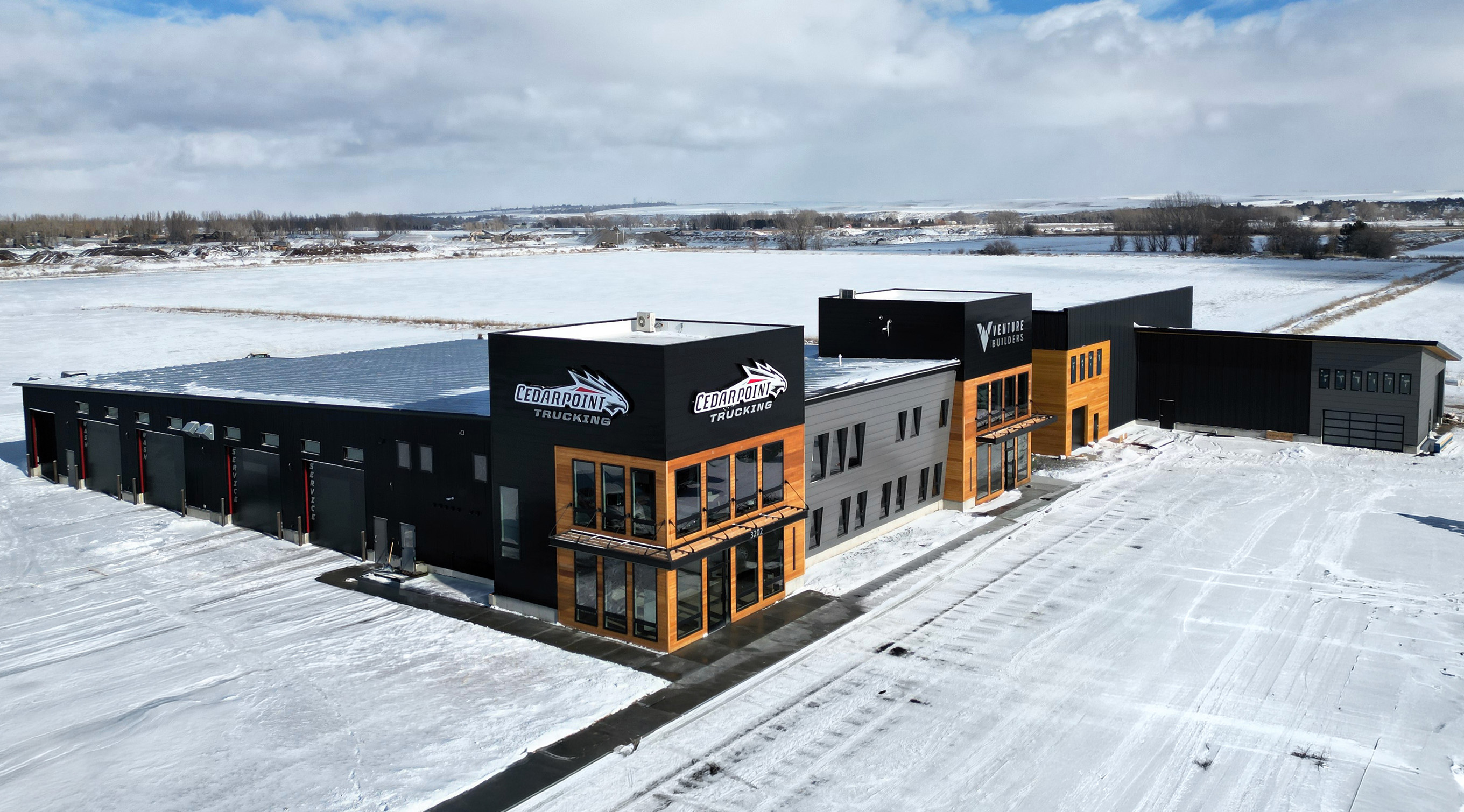 Top 10 tips for effectively removing snow and ice from your metal building