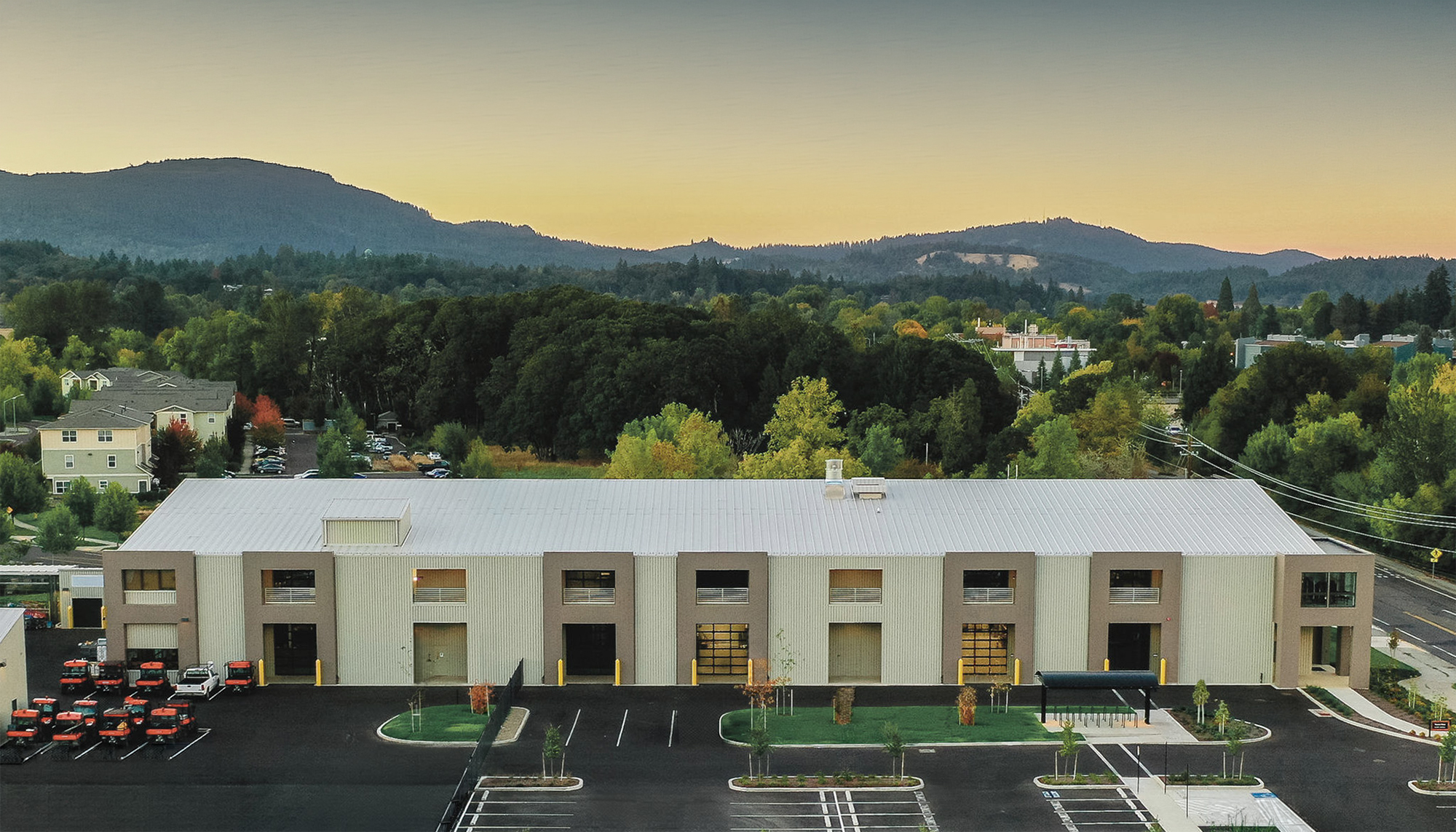 Exterior view of the Oregon State University Campus Operations Center featuring a centralized multi-use facility designed to improve operational coordination, support campus service functions and streamline long-term maintenance activities.